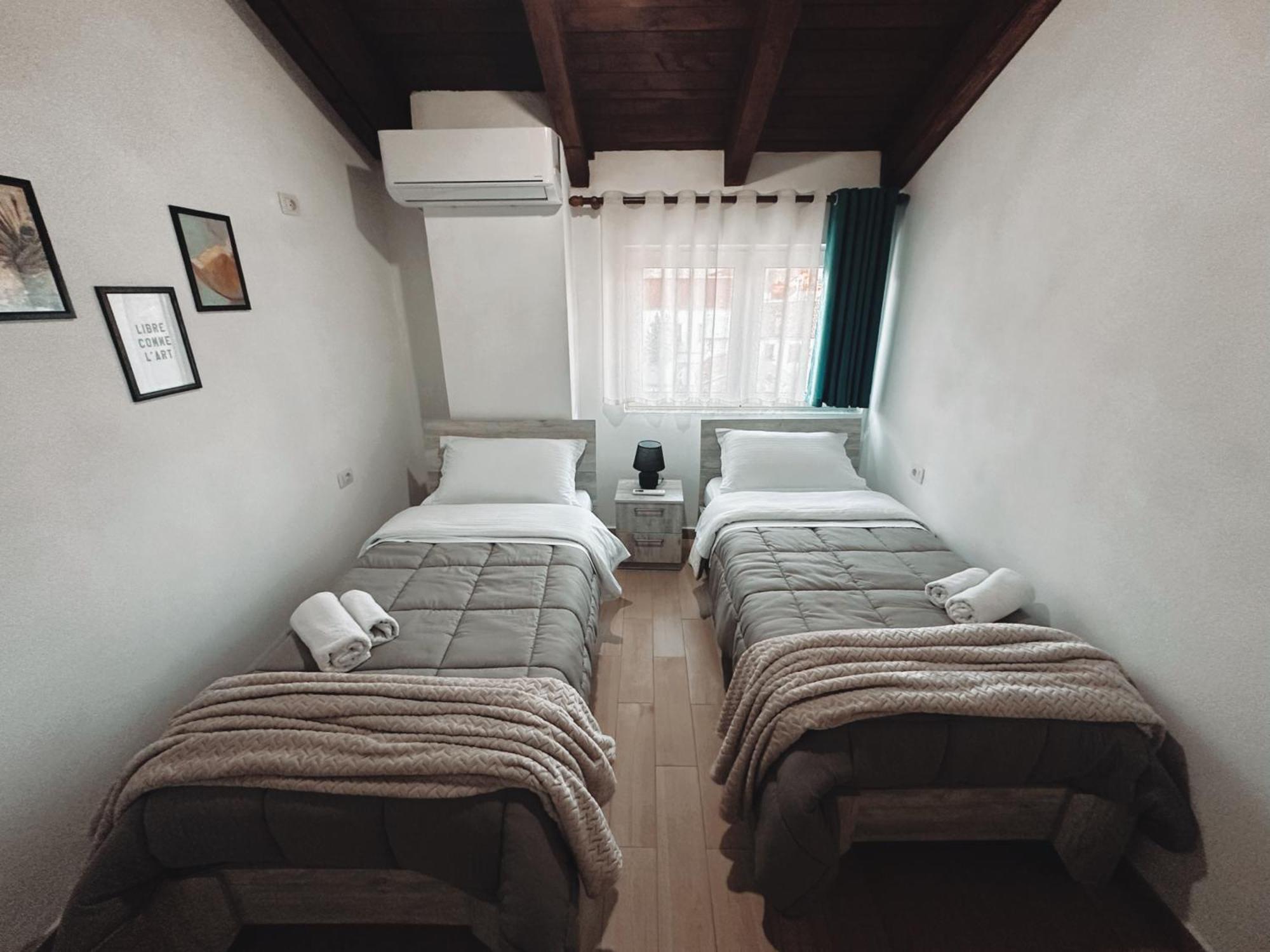 Js House Shkoder 2アパートメント エクステリア 写真