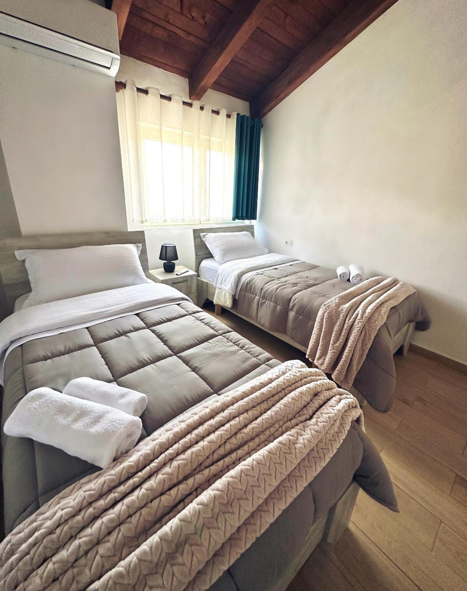 Js House Shkoder 2アパートメント エクステリア 写真